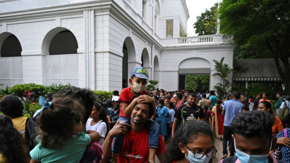 Sri Lanka: le président réfugié près de l'aéroport alimentant les rumeurs d'un exil