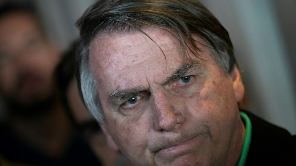 PF suspeita que Bolsonaro desviou presentes recebidos de países estrangeiros