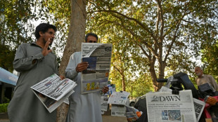 Pakistan's top court adjourns as constitutional crisis rages