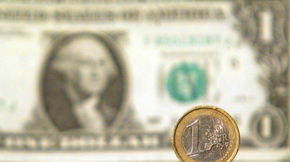 L'euro è in calo sul dollaro dopo minacce di Trump sui dazi