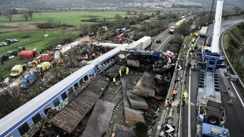 Outrage as Greece admits 'failures' after fatal train crash