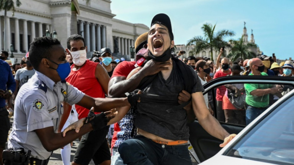 Deux ans après les manifestations du "11J", Cuba englué dans la crise