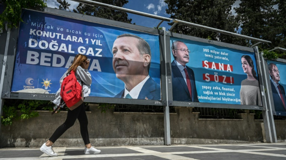 La Turquie, divisée, choisit son président 