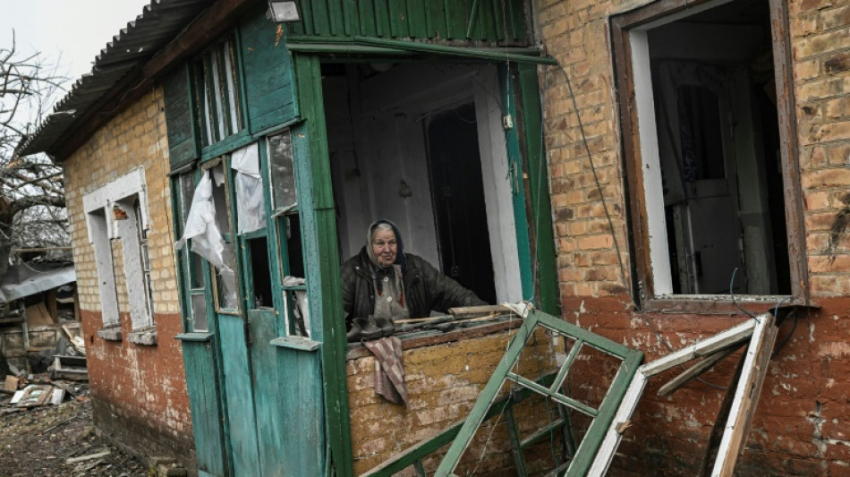 'So be it': Ukrainians despair as Russians hammer Chasiv Yar 