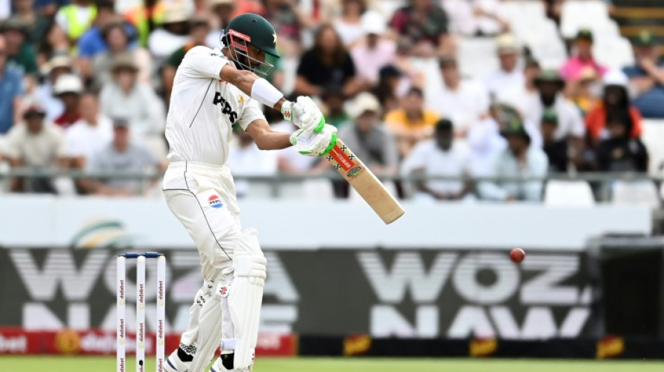 Captain Masood leads Pakistan fight back in second Test