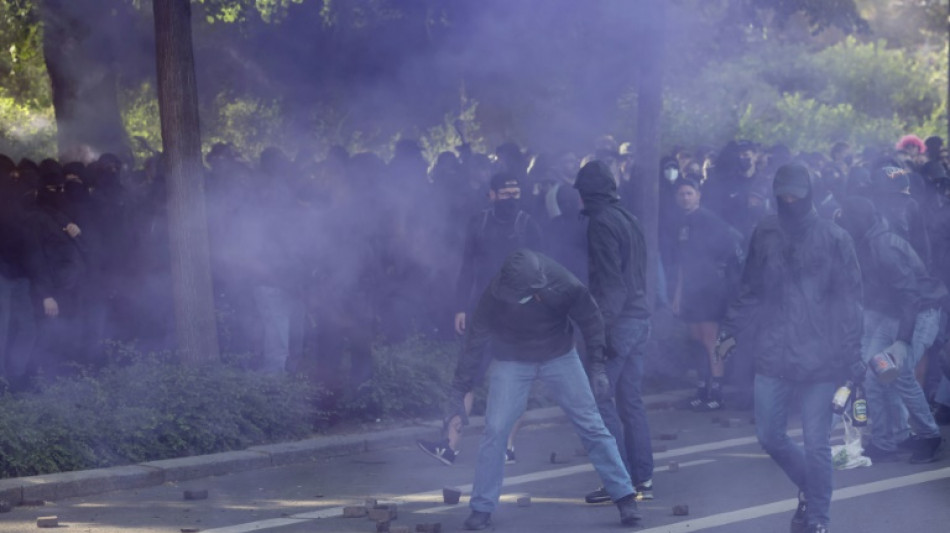 Zunächst keine schweren Ausschreitungen bei Protesten der linken Szene in Leipzig