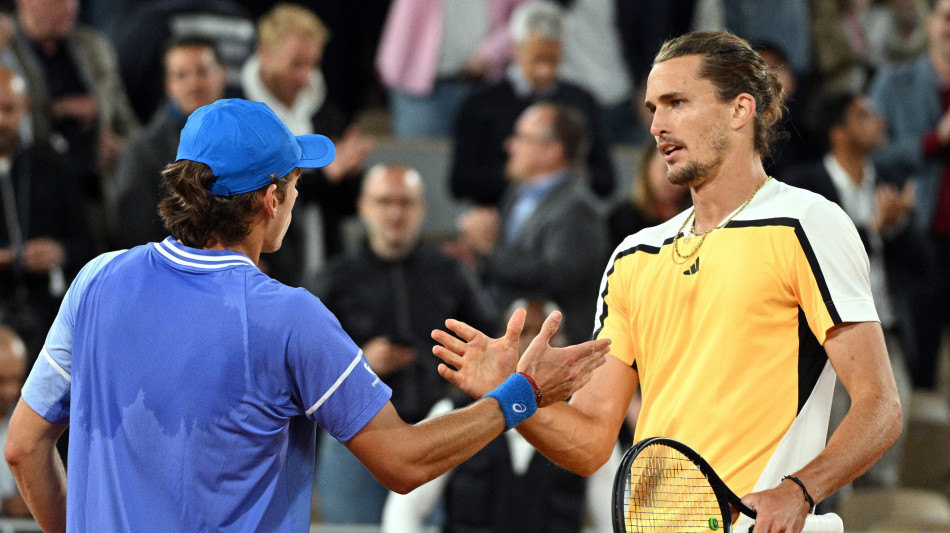 Roland Garros: Zverev batte De Minaur e va in semifinale