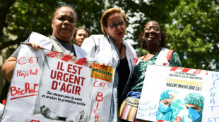 French health workers protest over pay ahead of polls