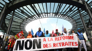 Un 1er mai "combatif" contre la réforme des retraites, mais pas de raz-de-marée