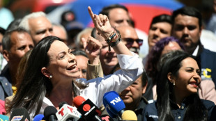 Venezuela: Pas "d'élections sans moi", lance la candidate de l'opposition inéligible