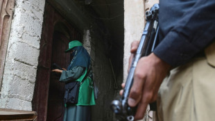 Pakistan Taliban kill policemen guarding census team
