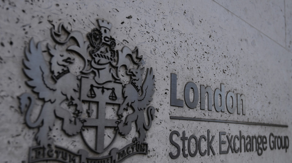 Borsa: l'Europa calma dopo tassi Banca inglese, Londra +0,4%