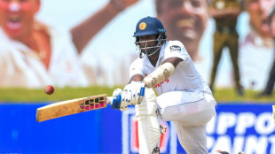 Kusal falls early but Sri Lanka steady in second Test