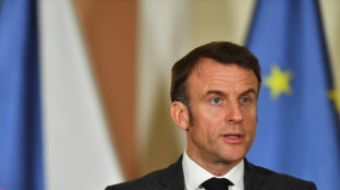 "Aucune limite" au soutien à l'Ukraine dit Macron, une posture "irresponsable" pour les oppositions