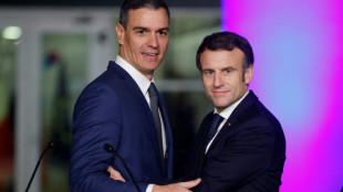 Macron et Sanchez signent un traité pour sceller l'amitié franco-espagnole