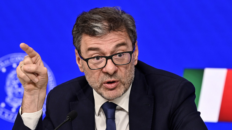 Giorgetti, 5.000 euro a lavoratori che si trasferiscono