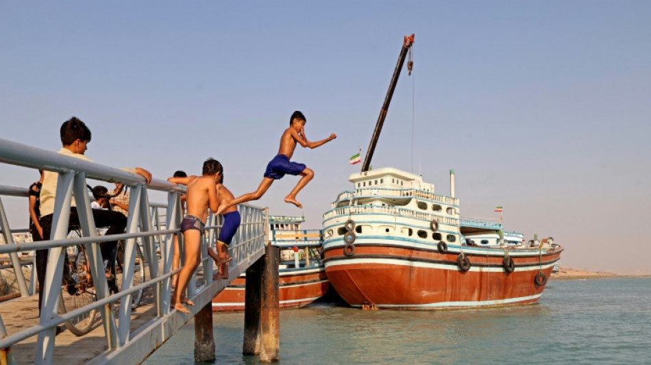 Une île iranienne veut tourner la page des tensions avec les pays du Golfe