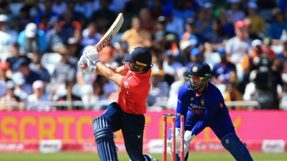 Malan takes England to 215-7 in 3rd T20 v India