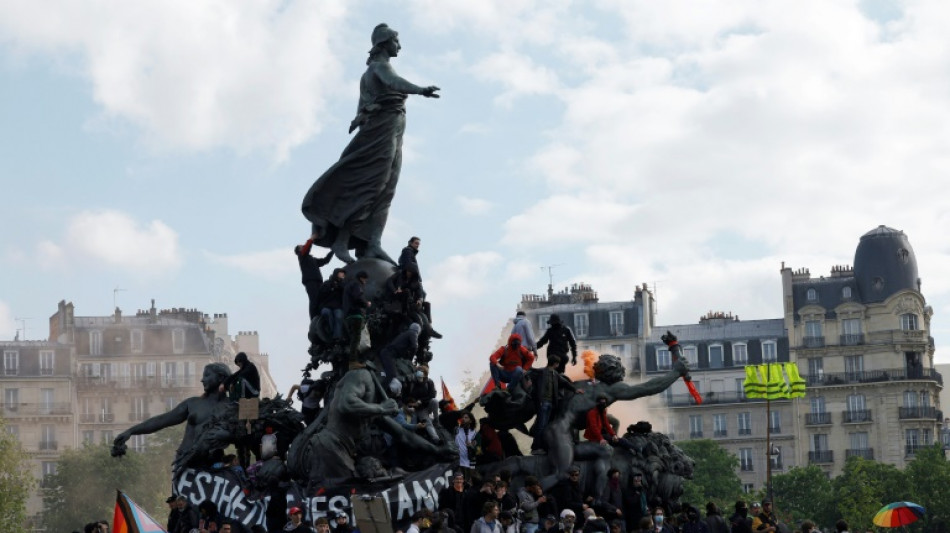 Un 1er mai fortement mobilisateur contre la réforme des retraites, émaillé de violences