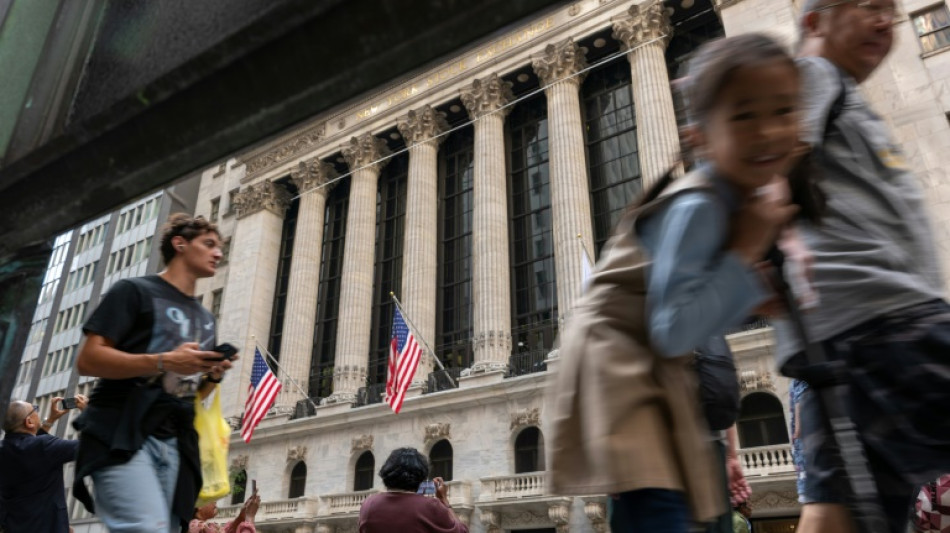 Wall Street surmonte l'anxiété liée au Moyen-Orient grâce à l'emploi américain