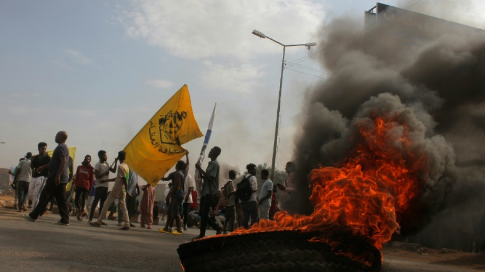 Soudan: tirs de gaz lacrymogènes sur des manifestants pour le 1er anniversaire du putsch