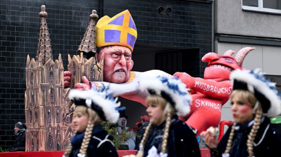 Católicos alemanes presionan al Vaticano y piden reformas de calado