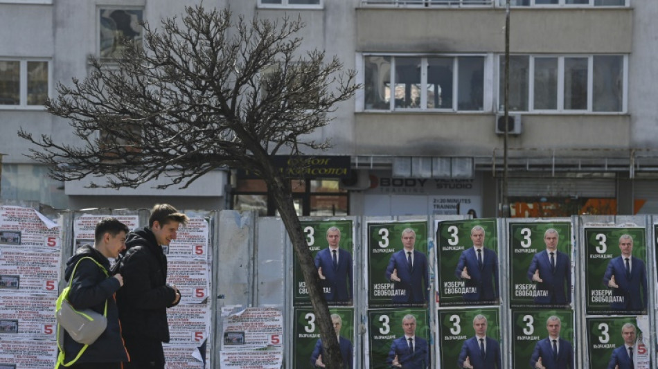 Divisés sur la guerre en Ukraine, les Bulgares votent encore