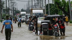 Seis muertos por tifón en Filipinas