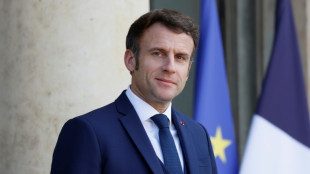 Présidentielle: Macron cherche une fenêtre pour se déclarer, Le Pen et Zemmour qualifiés