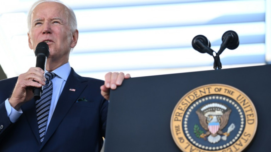 A J-4 des élections de mi-mandat, Biden contre-attaque