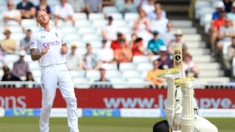 England set 299 to win second Test against New Zealand