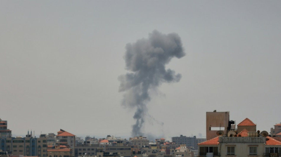 Israel, Palestinian militants trade fire over Gaza