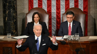 Biden vante son bilan économique et veut taxer les riches