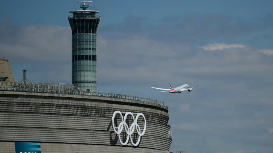 Paris airport staff call off pre-Olympics strike