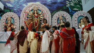 Bangladeshi Hindus shrug off attack worries to celebrate festival