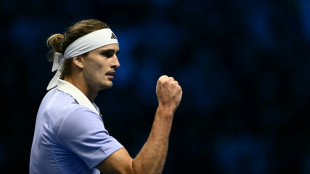 Zverev vence Ruud e fica perto de vaga na semifinal do ATP Finals