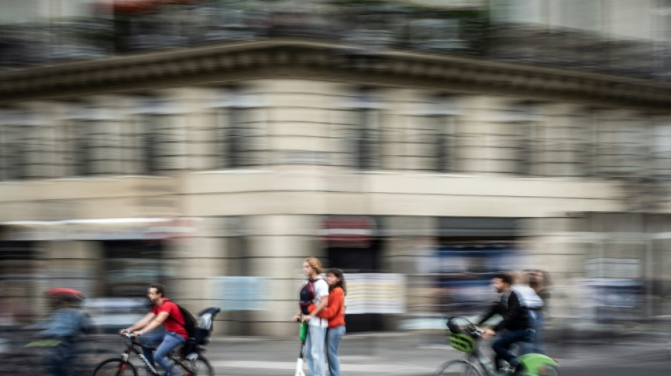 Paris votes on ban for rental e-scooters 