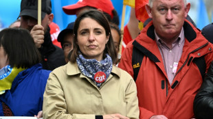 Retraites: les syndicats battent le rappel avant le 6 juin