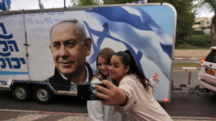 Netanyahu scents election victory with far-right allies