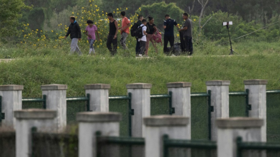 US readies for asylum surge as Covid border rules expire