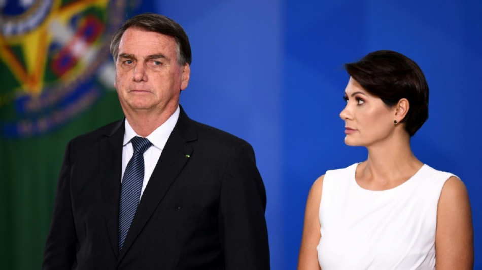 Bolsonaro declines to answer police questions in jewel scandal