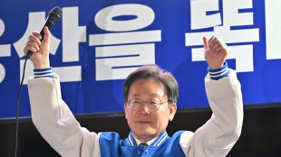 Corée du Sud: Lee Jae-myung, grand gagnant des législatives au parcours jonché de scandales