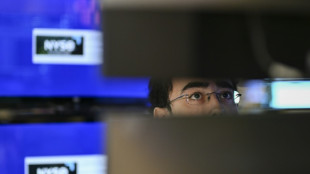 European stocks fall on Ukraine-Russia fears, US focused on earnings