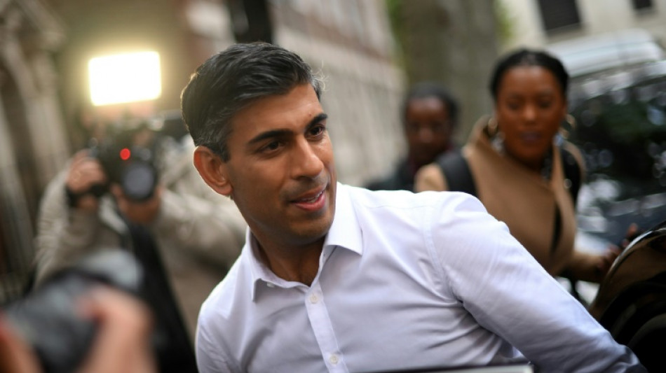 Rishi Sunak va devoir relever une économie britannique à genoux