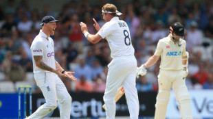 Broad at the double before New Zealand lose Nicholls to freak dismissal