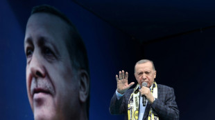 Erdogan attacks LGBTQ ahead of crucial vote