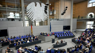 Bundestag feiert 75. Jahrestag - Bas ruft zu Verteidigung der Demokratie auf