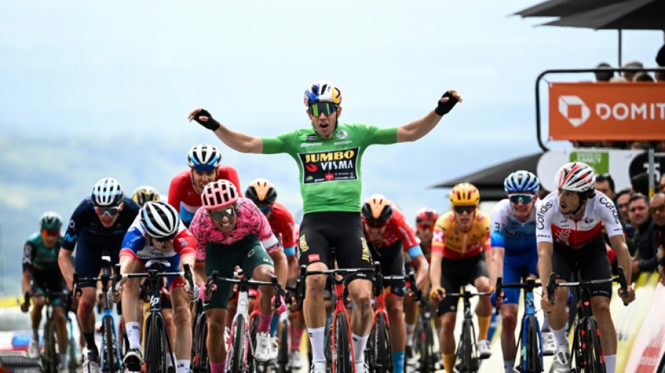 Gaudu snatches Dauphine third stage win, Van Aert takes race lead