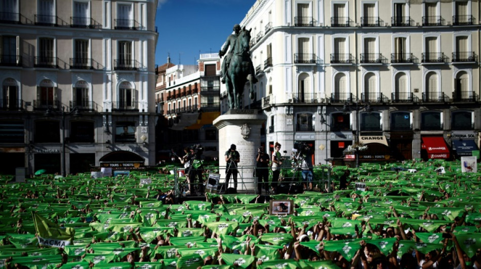 Más de 400 animales rescatados en España en el desmantelamiento de una red de tráfico