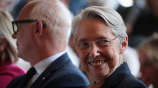 Elisabeth Borne cajole les ténors de sa majorité